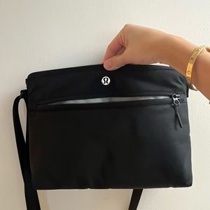 Lululemon crossbody